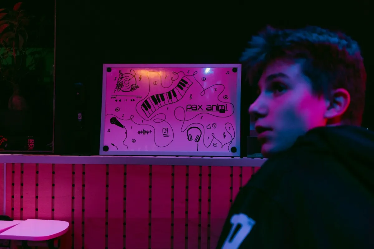Curs songwriting România: ce înveți, cât costă, cum alegi