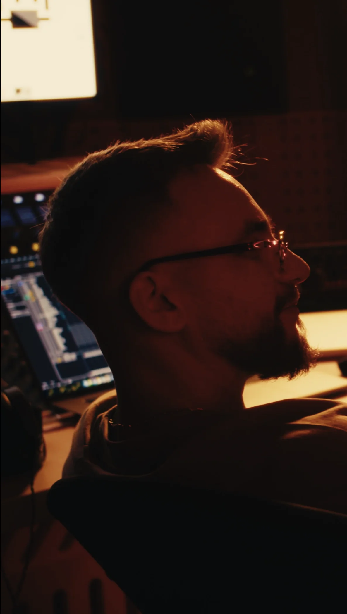 Lucian Nagy: producătorul de la HaHaHa Production din spatele hiturilor pop, mentor la Pax Animi
